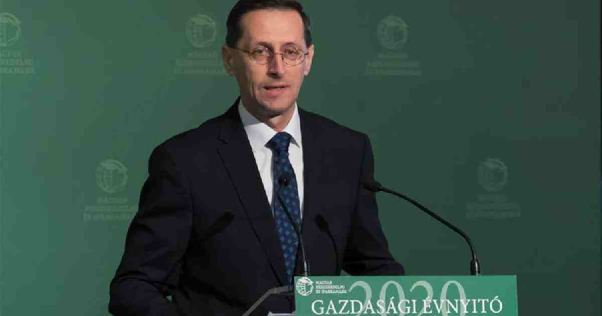 PM Orban pledges gov't help for Hungary's virus-hit economic sectors